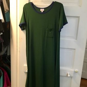 Lularoe Carly Medium EUC